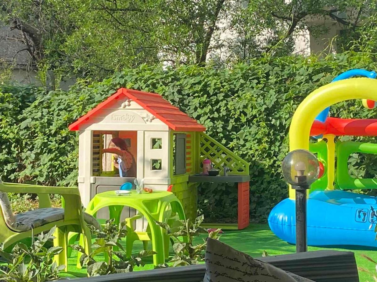 Jacky'S House Ξενοδοχείο Τσερνομόρετς Εξωτερικό φωτογραφία